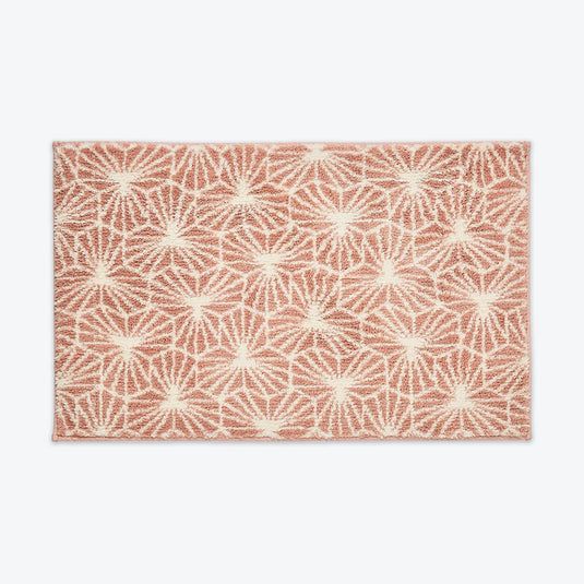 Allure Bath Fashions Geometric Design Non-Slip Bath Mat in Pale Pink