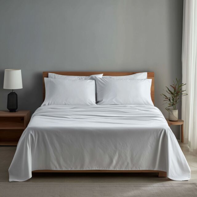 Snug City Luxury 400TC Sateen Soft Touch Hotel Quality Flat Sheet Bed Linen in White - Size: Super King - image 1