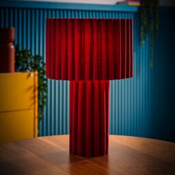 ValueLights Lenny Drum Lamp Shade Colour Drench Ribbed Fabric Table Lamp with Bulb in Burgundy - thumbnail 3