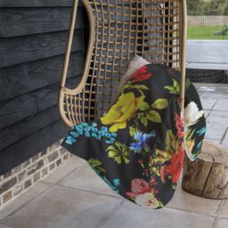 Benjamin Tate Design Bright Vibrant Flowers Blanket in Natural - Size: 120 cm x 150 cm - thumbnail 4