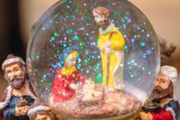 Marco Paul Musical Nativity Scene Snow Globe Christmas Decoration - thumbnail 7