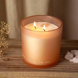 Serenity Quartz Crystal Infused Candle in Pink - thumbnail 6