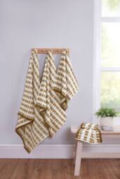 Rapport Home Santa Cruz Pure Cotton Striped Face, Hand, Bath Towel & Bath Sheet Set in Natural - thumbnail 3