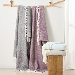 Allure Bath Fashions Aisling Super Soft Faux Fur Tasselled Sofa Throw Blanket in Purple - Size: 130 cm x 170 cm - thumbnail 4