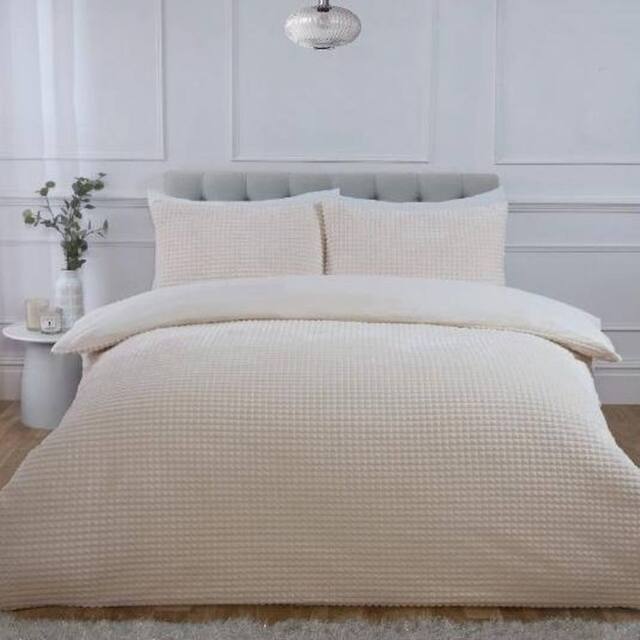 Rapport Home Luxury Waffle Teddy Polyester Fleece Duvet Cover Set with Pillowcase in Natural - Size: Double - image 1