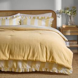 Wylder Edie 100% Cotton Velvet Bedspread in Yellow - thumbnail 1