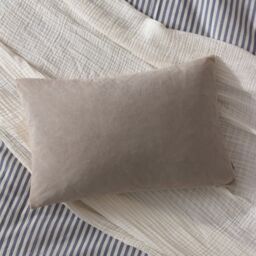 Yard Darland Velvet Cushion in Light Grey - Size: 40 cm x 60 cm - thumbnail 1