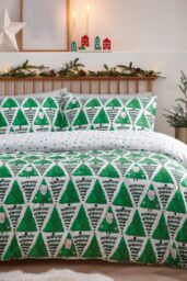 Furn Hide & Seek Santa Christmas Reversible Duvet Cover Set in Green - Size: Toddler - thumbnail 2
