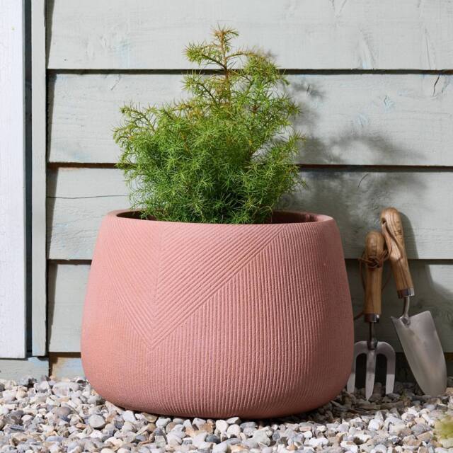 Dibor Medium Terracotta Symmetry Stripe Fibre Clay Indoor Outdoor Garden Planter Houseplant Flower Plant Pot H29 x Dia42cm in Pink - image 1
