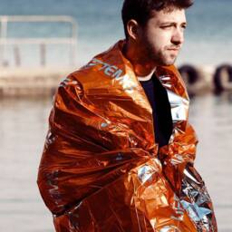 Lifesystems Emergency Outdoor Thermal Blanket in Orange - thumbnail 8