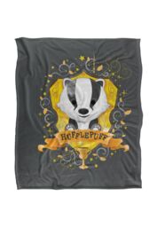 Warner Brothers Harry Potter Watercolor Hufflepuff Crest Blanket 152 x 127 cm in White - thumbnail 1