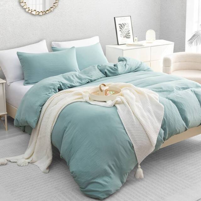 Grace Premium Microfiber Reversible Duvet Cover Set Ultrasoft Bedding in Light Green - Size: Double - image 1