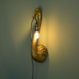 Madison & Mayfair Elegant Flamingo Head Wall Lamp in Gold - thumbnail 3