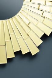 Orsina Small Round Wall Mirror With Sunburst Frame, Decorative Circle Mirror, Contemporary Accent For Hallway in Gold - thumbnail 4