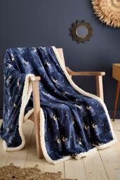 Fusion 'Cosmic Star' Star & Moon Print Fleece Throw in Navy - Size: 150 cm × 200 cm - thumbnail 1