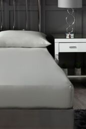 Belledorm Pima Cotton Sateen 450 Thread Count 38cm Fitted Sheet in White - Size: Double - thumbnail 2