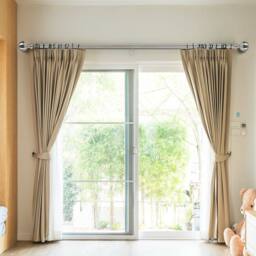 Marlow Steel Curtain Rod Set Extendable Adjustable with Quiet Operation in Metallic Silver - thumbnail 3
