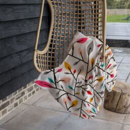 Benjamin Tate Design Autumn Leaves & Twigs Blanket in Natural - Size: 120 cm x 150 cm - thumbnail 4