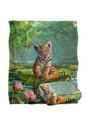 JQ Licensing Jlo Baby Tiger & Lilies Silky Touch Super Soft Throw Blanket 152 X 127 cm in White - thumbnail 2