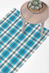 Homescapes Irvine Handwoven Blue Tartan 100% Cotton Rug, 66 x 200 cm - Size: 66 cm x 200 cm - thumbnail 1