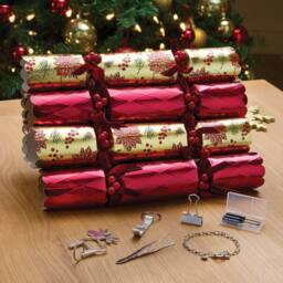 Coopers of Stortford Luxury Christmas Crackers - Set of 6 with Deluxe Gifts & Ribbons - thumbnail 1