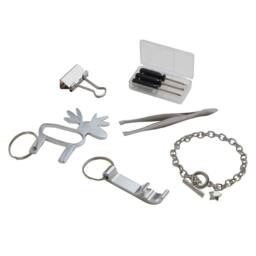 Coopers of Stortford Luxury Christmas Crackers - Set of 6 with Deluxe Gifts & Ribbons - thumbnail 3