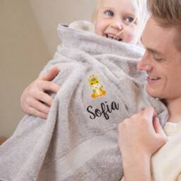 Duncan Stewart Kid's Personalised Giraffe Bath Towel in Silver - thumbnail 1