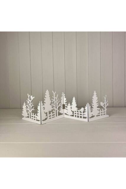 KDMD White Wooden Christmas Scene Display (18.5cm) - image 1