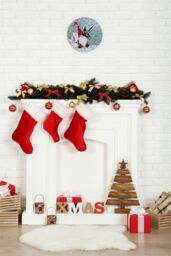Netagon Christmas Gonk Design Festive Battery Operated Wall Clock in Red - thumbnail 2