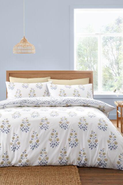 Bianca 'Eloise Floral' 230 Thread Count Cotton Satin Stripe Duvet Cover Set in Blue - Size: King - image 1