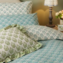 Furn Krissa Block Printed Velvet Cushion in Green - Size: 40 cm x 60 cm - thumbnail 7