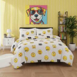 Snug City Emoji Print Duvet Cover Set Cool Playful Bedding with Pillowcases in White - Size: Double - thumbnail 1