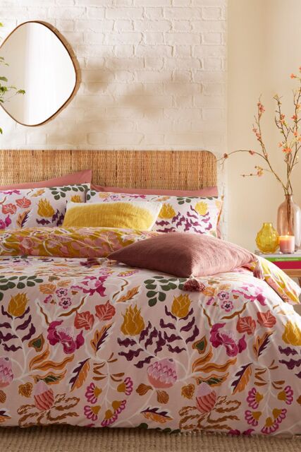 Furn Protea Abstract Floral Reversible Duvet Cover Set in Pink - Size: King - image 1