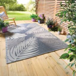 Gainsborough Leaf-Print Outdoor Garden Rug, 100% Polypropylene in Grey - Size: 175 cm x 270 cm - thumbnail 1