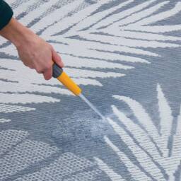 Gainsborough Leaf-Print Outdoor Garden Rug, 100% Polypropylene in Grey - Size: 175 cm x 270 cm - thumbnail 2