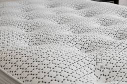 UK Bed Furniture Swansea 2000 Pocket Mattress in White - Size: Single - thumbnail 5