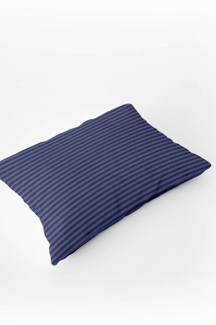 Belledorm Hotel Suite Satin Stripe 540 Thread Count Housewife Pillowcase in Navy - image 1