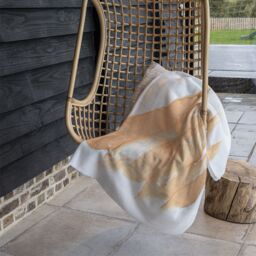 Benjamin Tate Design Foundation cream Designer Blanket in Natural - Size: 120 cm x 150 cm - thumbnail 3