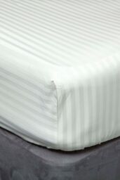 Belledorm Hotel Suite Satin Stripe 540 Thread Count 38cm Fitted Sheet in Ivory - Size: Single