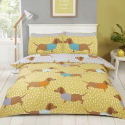 Rapport Home Dolly Dachshund Duvet Cover Set with Pillowcase in Yellow - Size: Single