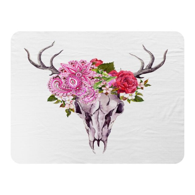 Benjamin Tate Design Deer Animal Skull With Flowers & Feathers Blanket in Natural - Size: 120 cm x 150 cm - image 1