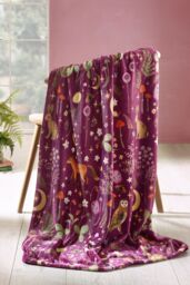 Catherine Lansfield 'Enchanted Twilight Animals' Cosy Fleece Blanket Throw in Plum - Size: 130 cm x 170 cm