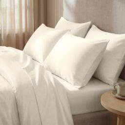 Bedable 100% Cotton Sateen Bedding Bundle 460 Thread Count - Duvet Cover + Fitted Sheet + 4 Pillowcases + Duvet + 4 Pillows in Cream - Size: King - thumbnail 6
