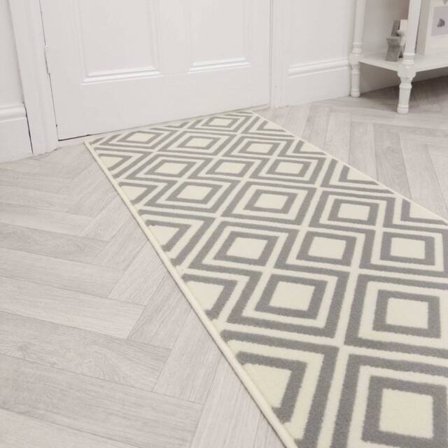 runrug Hallway Carpet Runner Rug - Soft & Comfy, 9mm - 'Kilim' in Grey - Size: 60 cm x 330 cm - image 1