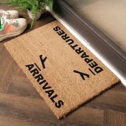 Artsy Mats Arrivals & Departures Doormat in Black - Size: 40 cm x 60 cm - thumbnail 3