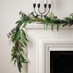 Scottish Everlastings Ltd 180cm Blueberry & Pine Garland in Blue