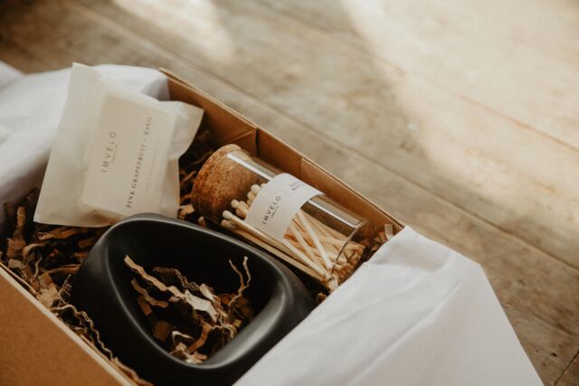 Imvelo Candle Co Burner Gift Box (Sandalwood + Black Pepper) - image 1