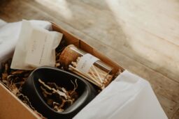 Imvelo Candle Co Burner Gift Box (Sandalwood + Black Pepper) - thumbnail 1