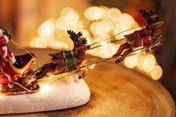 Marco Paul Pre-Lit Santa & Sleigh Christmas Decoration - thumbnail 8