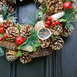 Dibor 38cm Citrus Spice Xmas Decor Front Door Wreath Christmas Wreath in Green - thumbnail 4